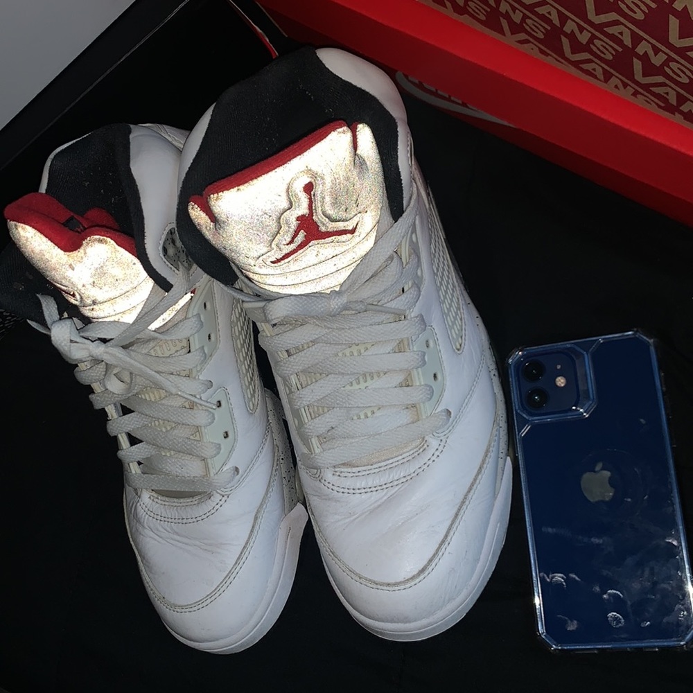 Air Jordan Retro 5 “White Cement”